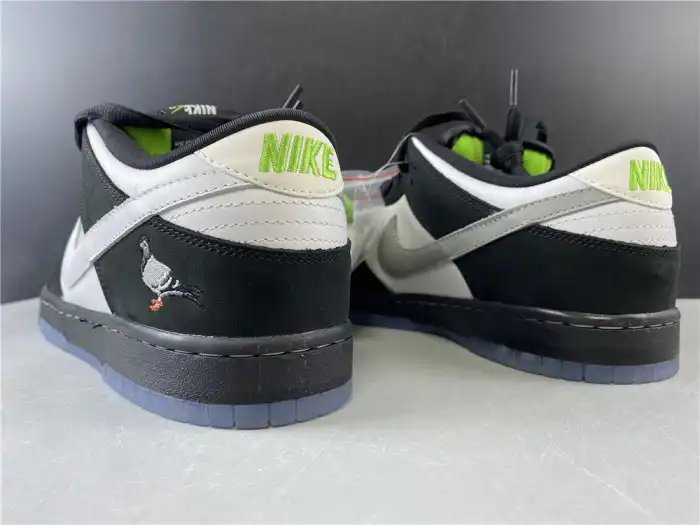 Rep Nike SB Dunk Low Staple Panda Pigeon BV1310-013