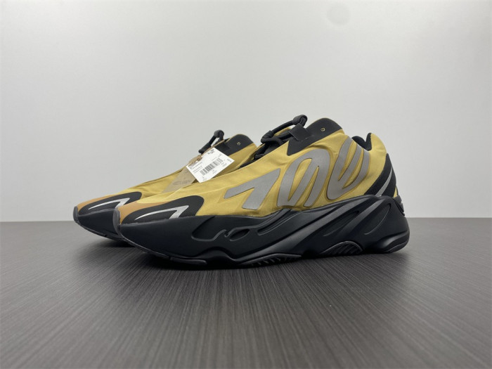 Yeezy Boost 700 MNVN 'Honey Flux' GZ0717