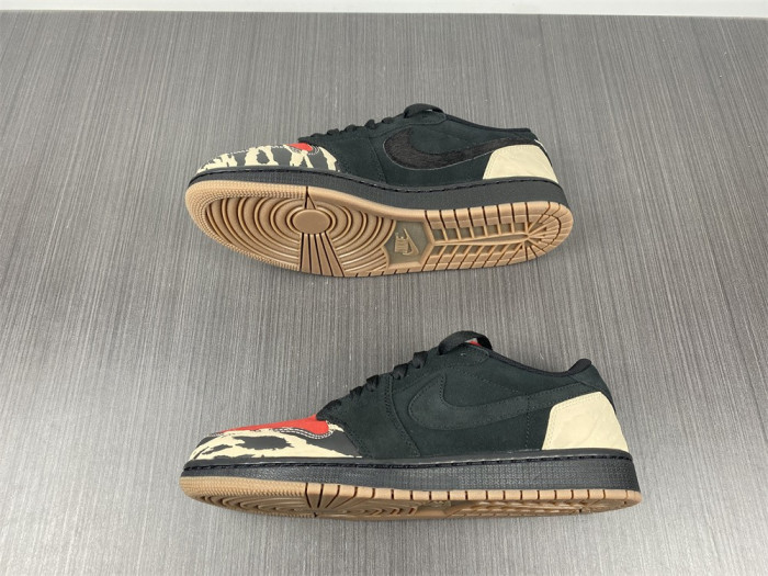 Onekick SoleFly x Air Jordan 1 Low Carnivore DN3400-001