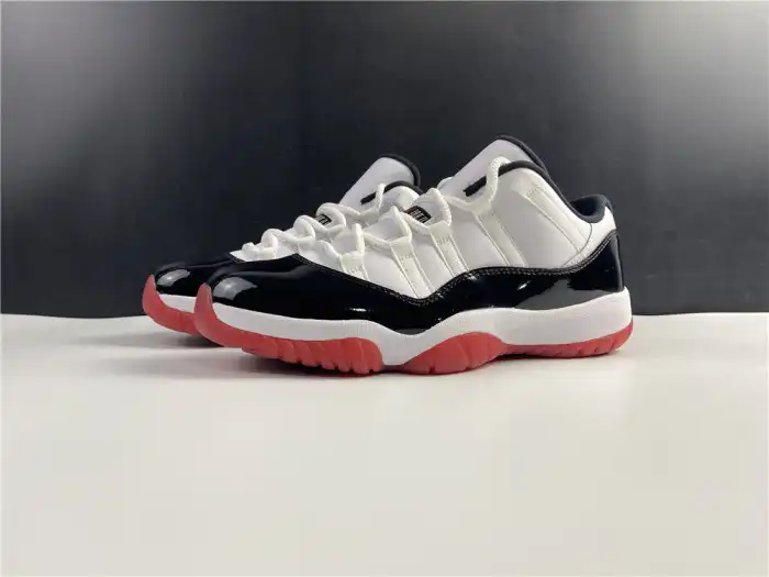 Onekick Air Jordan 11 Retro Low Concord Bred AV2187-160