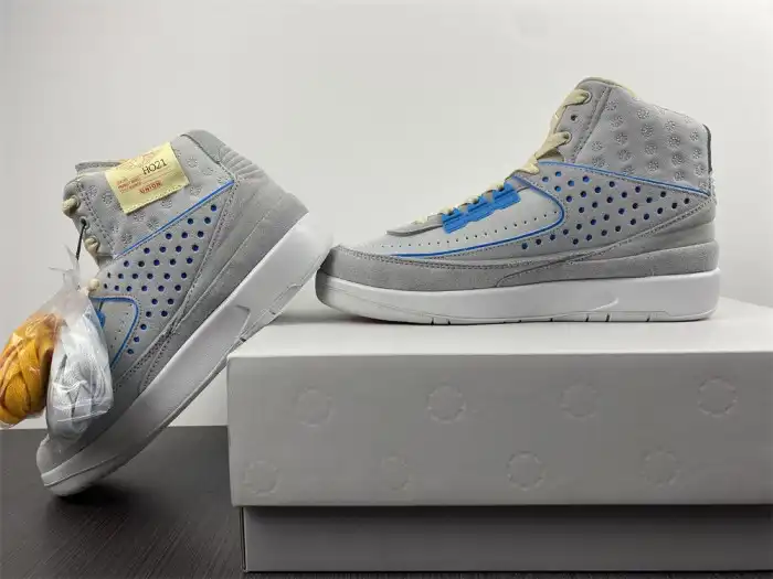 Jordan 2 Retro Union Grey Fog DN3802-001