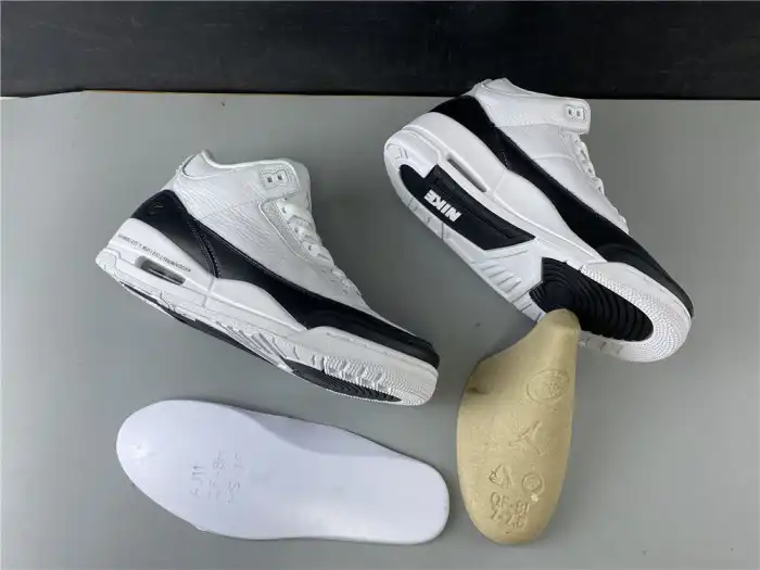 AIR JORDAN 3 FRAGMENT DA3595-100