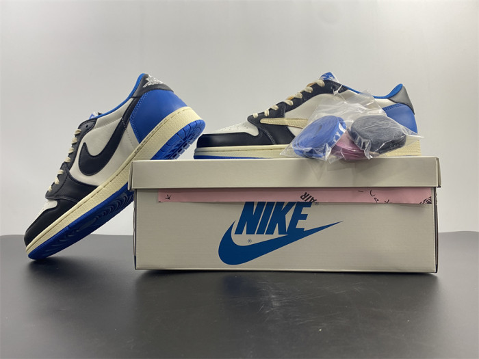 Onekick Fragment Design x Travis Scott x Air Jordan 1 Retro Low DM7866-140