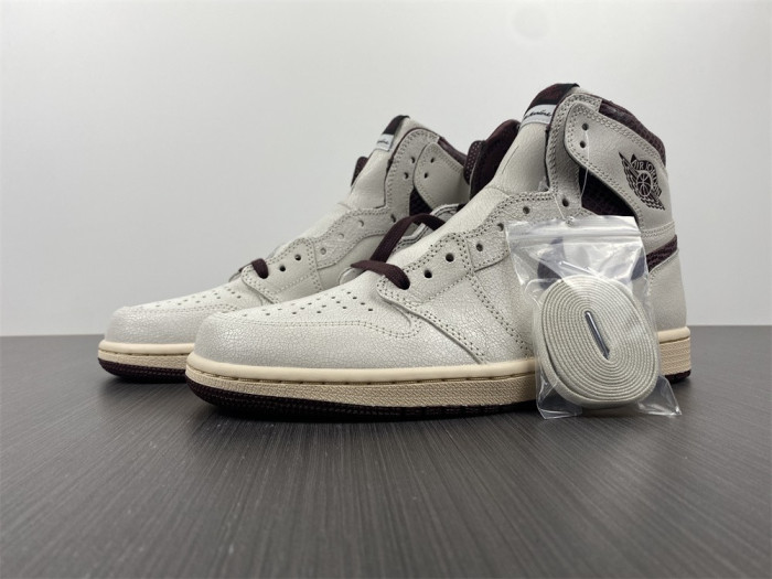 Onekick A Ma Maniere x Air Jordan 1 High OG DO7097-100