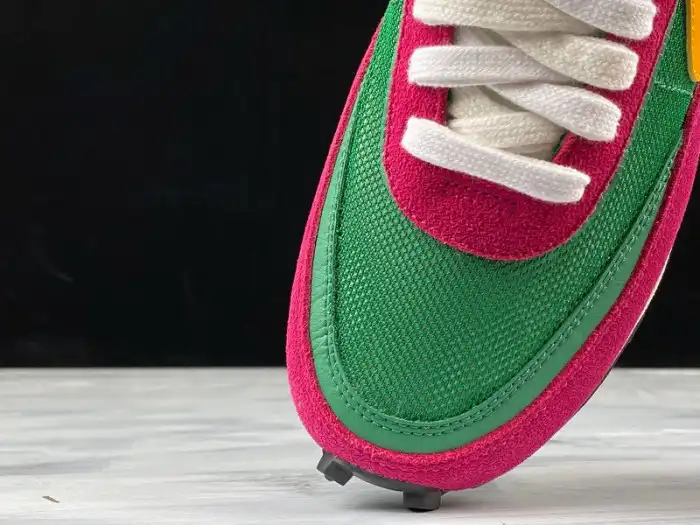 Cheap Sacai x Nike LDV Waffle 'Pink Green' BV0073-301