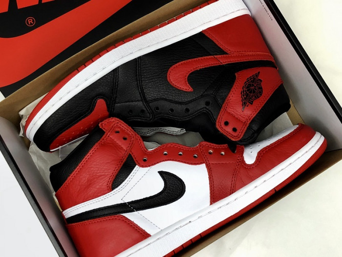 Air Jordan 1 Retro OG High Homage To Home 861428-061