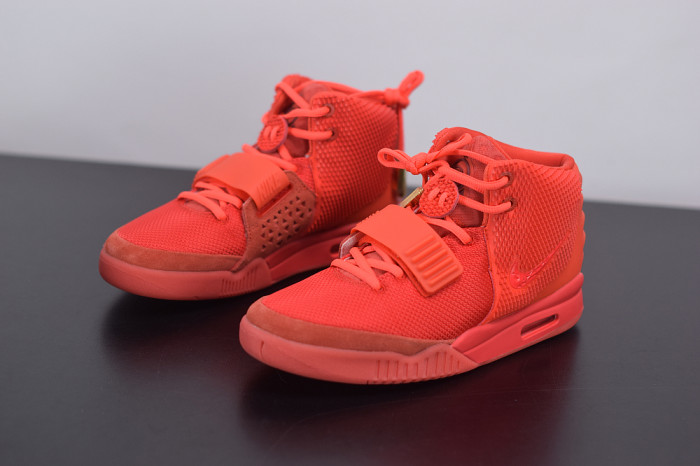 Nike Air YEEZY 2 Red October 508214-660