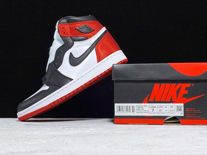 Onekick Air Jordan 1 Retro High Satin Black Toe CD0461-016