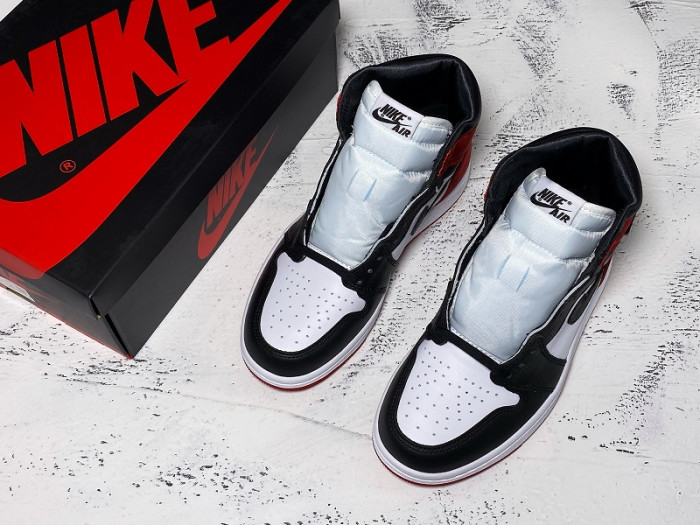 Onekick Air Jordan 1 Retro High Satin Black Toe CD0461-016