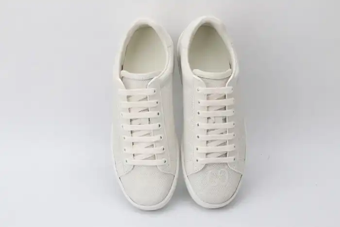 Rep GUCC LOW-TOP SNEAKER