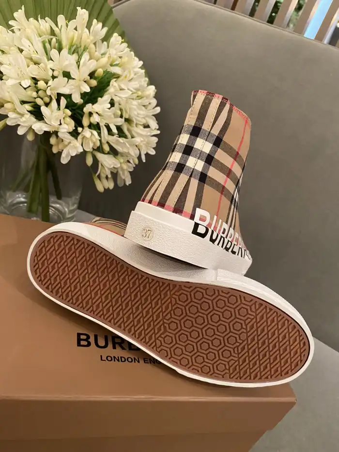 Bubery SHOES