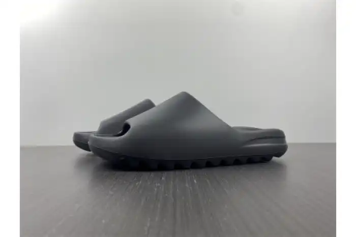 Rep ADIDAS YEEZY SLIDE ONYX HQ6448