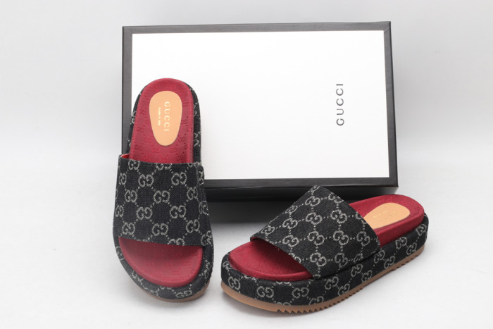 Onekick GUCC SLIPPERS