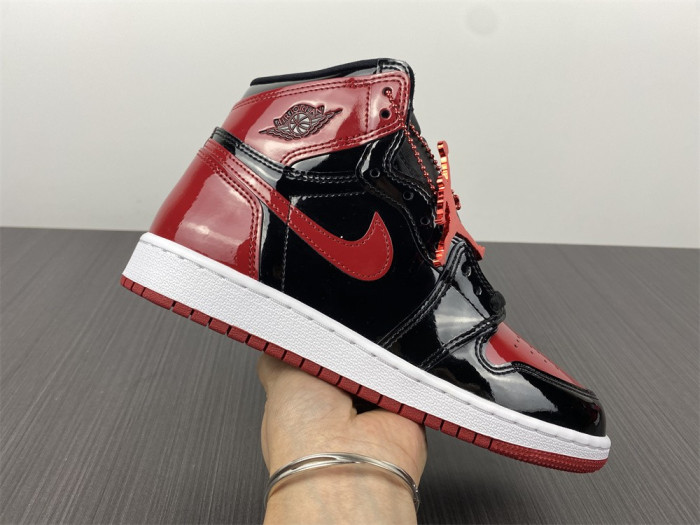 Air Jordan 1 High OG Bred Patent 555088-063