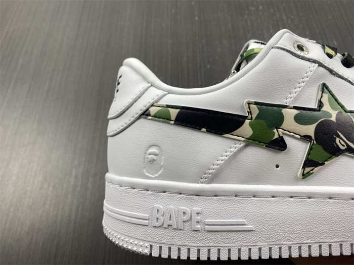 A BATHING APE SK8 STA LOW WHITE ABC CAMO GREEN