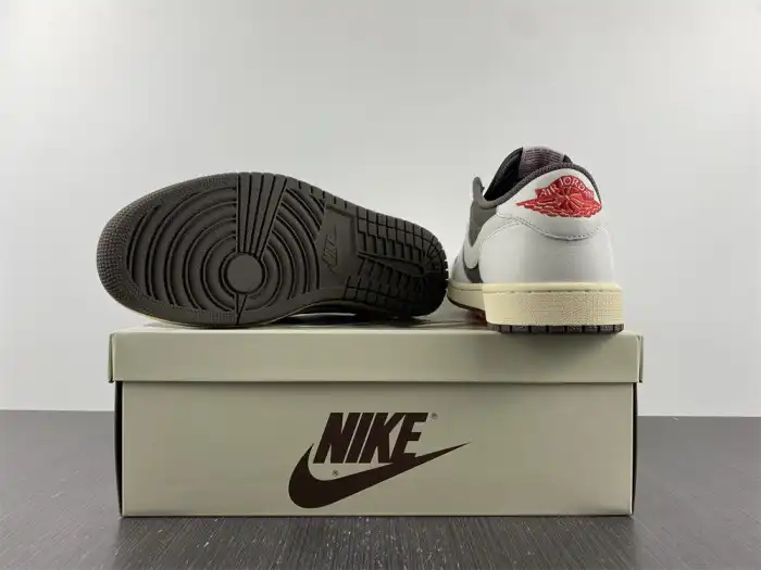 Travis Scott x Air Jordan Air Jordan 1 Retro Low DM7866-162