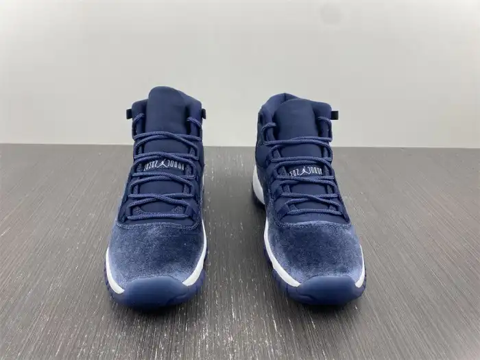 Chep Onekick AIR JORDAN 11 VELVET WMNS MIDNIGHT NAVY AR0715-441