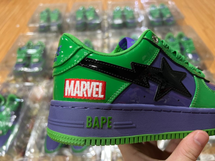 A BATHING APE MARVEL BAPE STA