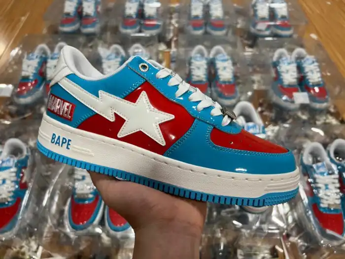 A BATHING APE MARVEL BAPE STA