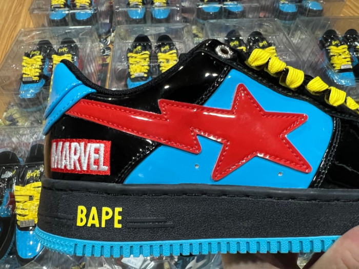 A BATHING APE MARVEL BAPE STA