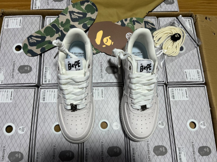 A BATHING APE MARVEL BAPE STA