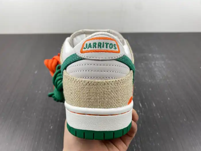 Jarritos x Nike SB Dunk Low FD0860-001