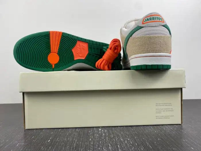 Jarritos x Nike SB Dunk Low FD0860-001