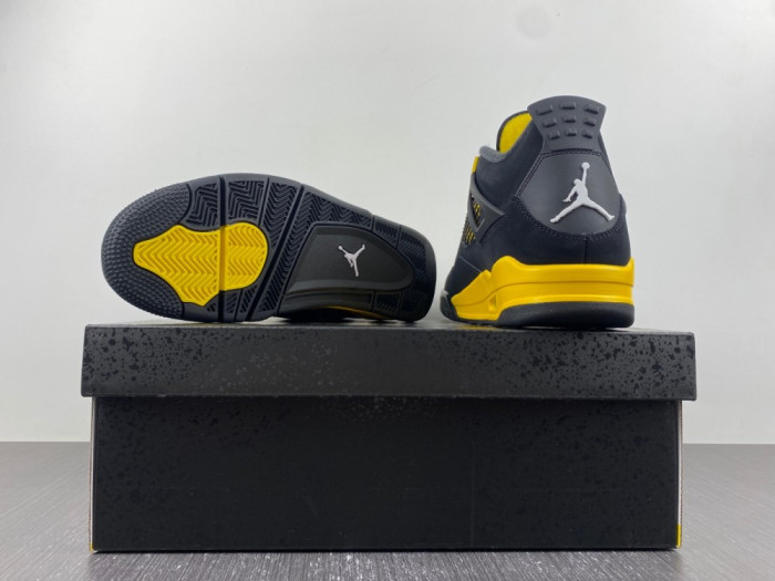 Air Jordan 4 Retro "Thunder' 2023 308497-017