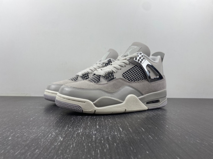 Air Jordan 4 Frozen Moments AQ9129-001