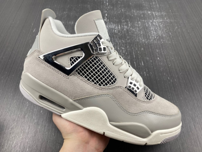 Air Jordan 4 Frozen Moments AQ9129-001