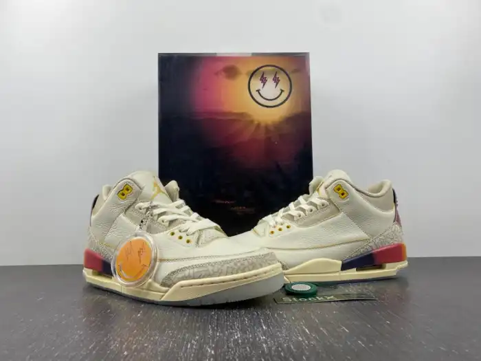 Jordan 3 Retro SP J Balvin Medellin Sunset Shoes FN0344-901