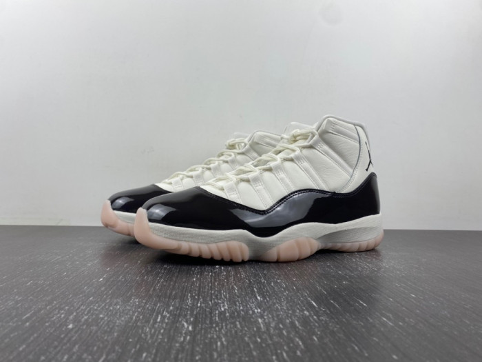 Air Jordan 11 Neapolitan AR0715-101