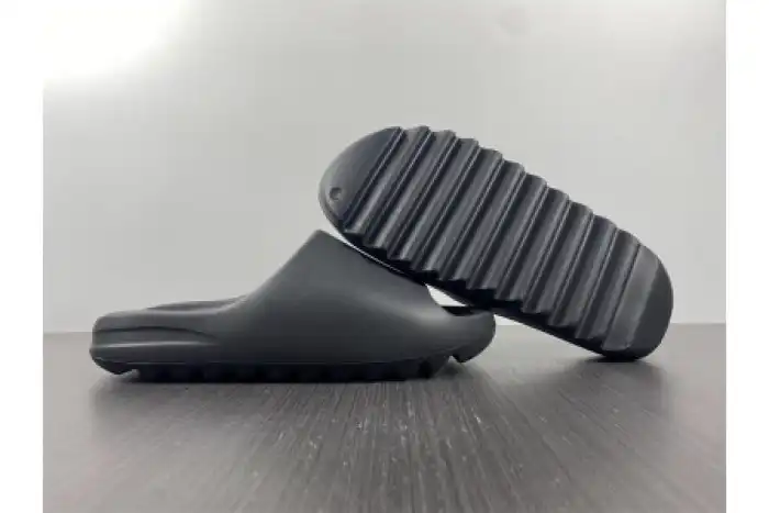 Rep ADIDAS YEEZY SLIDE ONYX HQ6448