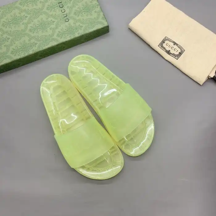 GUCC SLIPPERS