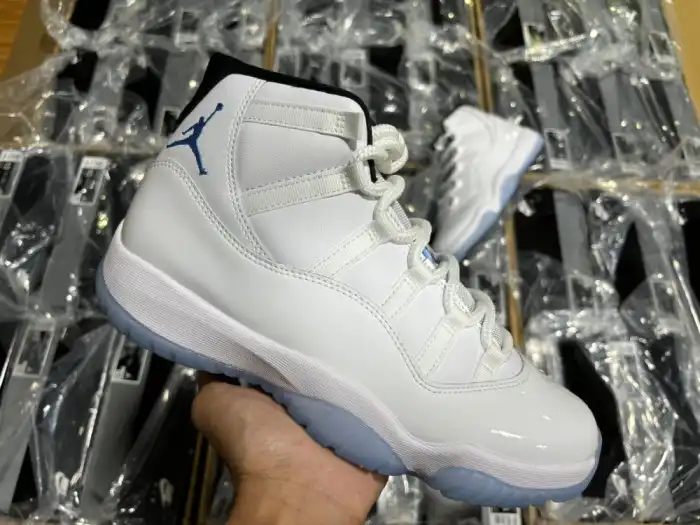 Air Jordan 11 legend Blue CT8012-104