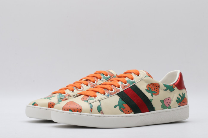 GUCC LOW-TOP SNEAKER