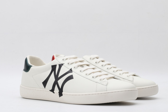 Onekick GUCC LOW-TOP SNEAKER