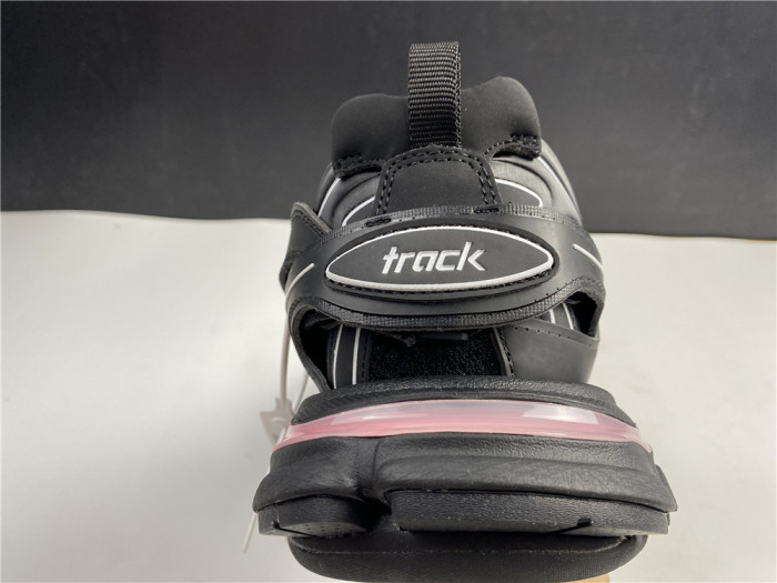 BLCG Track Sneaker 542023 W1GB1 2945