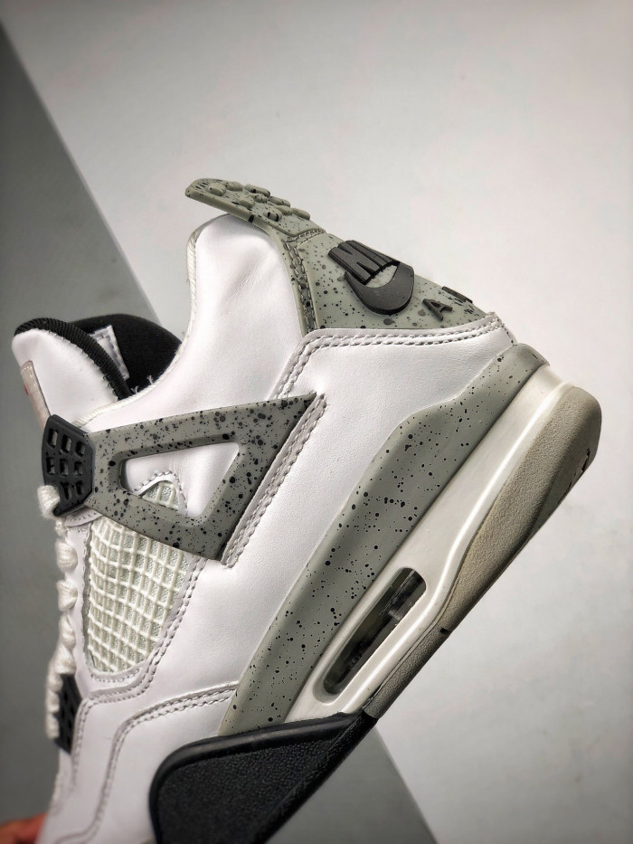 Air Jordan 4 OG White Cement 840606-192 (nike)