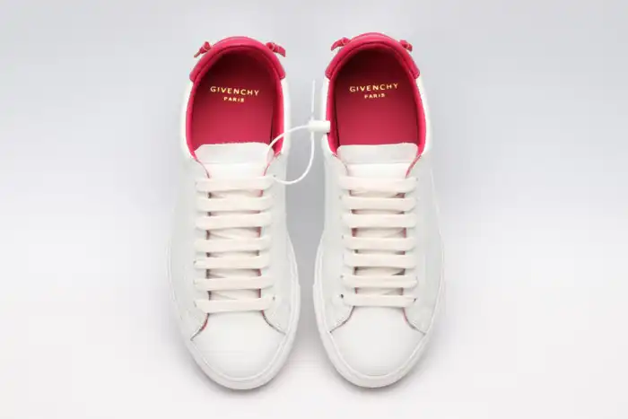 Givench LOW-TOP SNEAKER