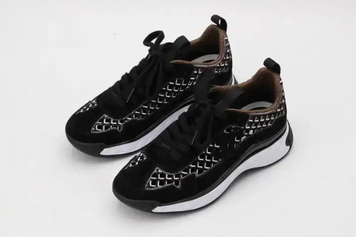 Cheap CHNE1 SNEAKERS