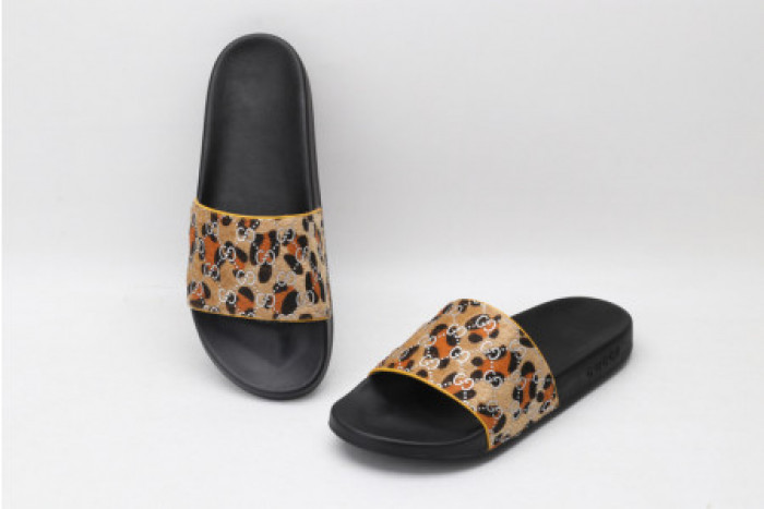 Onekick GUCC SLIPPERS LEOPARD PRINT