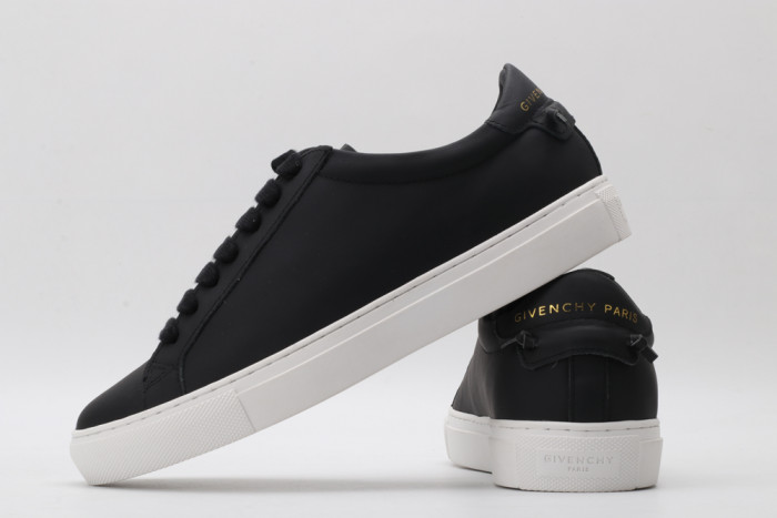 Onekick Givench LOW-TOP SNEAKER