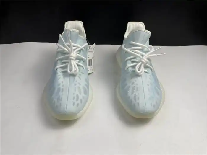 Rep Adidas Yeezy Boost 350 V2 Mono Ice GW2869