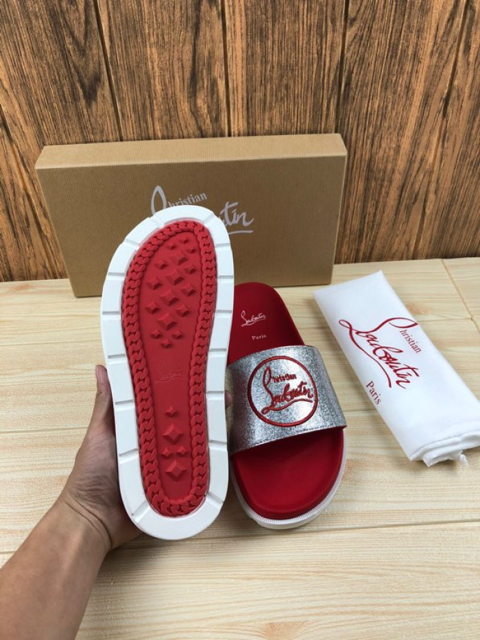 Onekick CHRISTIAN LOUBOUTIN SLIPPERS