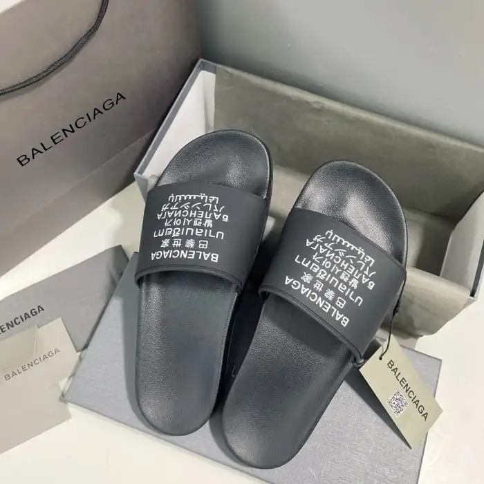 Rep BLCG SLIPPERS