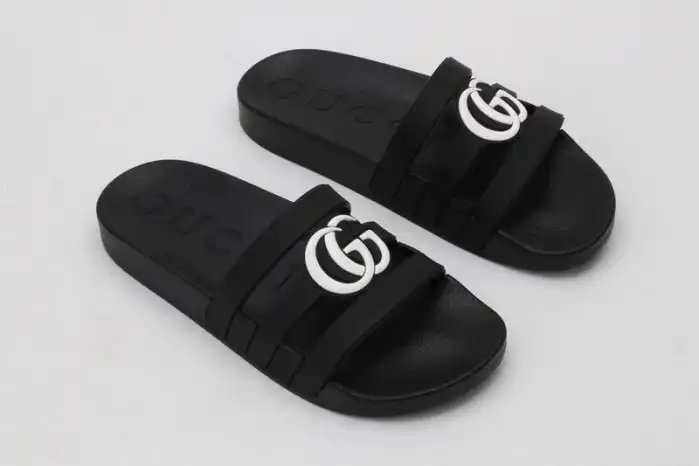 Cheap GUCC SLIPPERS