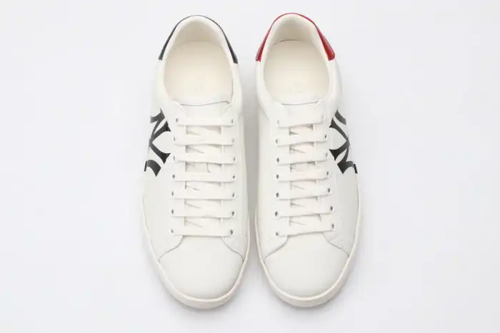 GUCC LOW-TOP SNEAKER