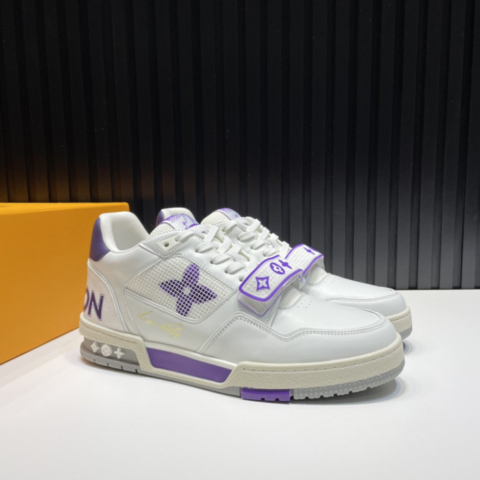 LV TRAINER SNEAKER LOW