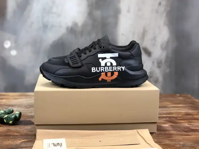 Bubery SHOES